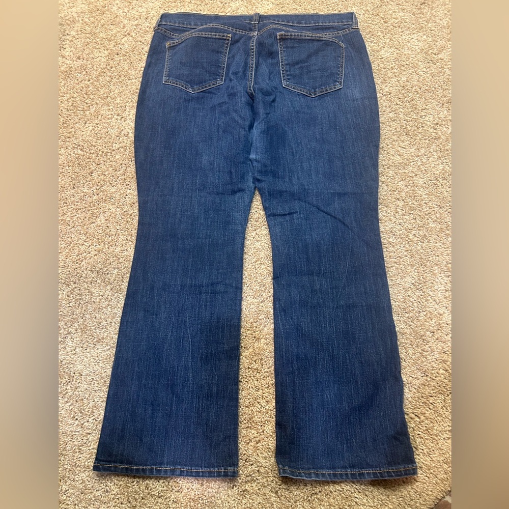 Old Navy Flare Low Rise Jeans Size 16 BootCut